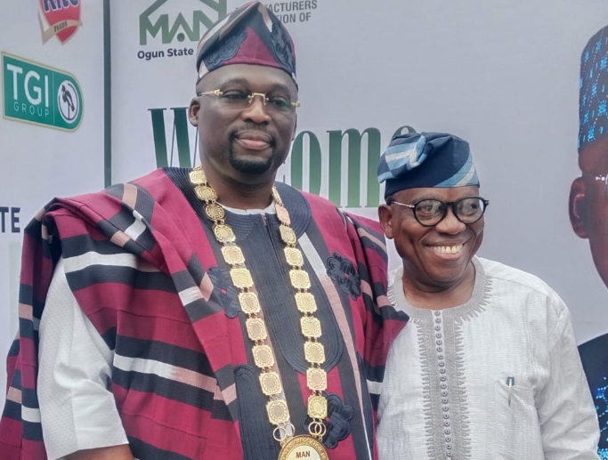 Coleman MD Onafowokan Hands Over to Awofisayo After Four Years as MAN Ogun Chairman |LAGOS EYE NEWS
